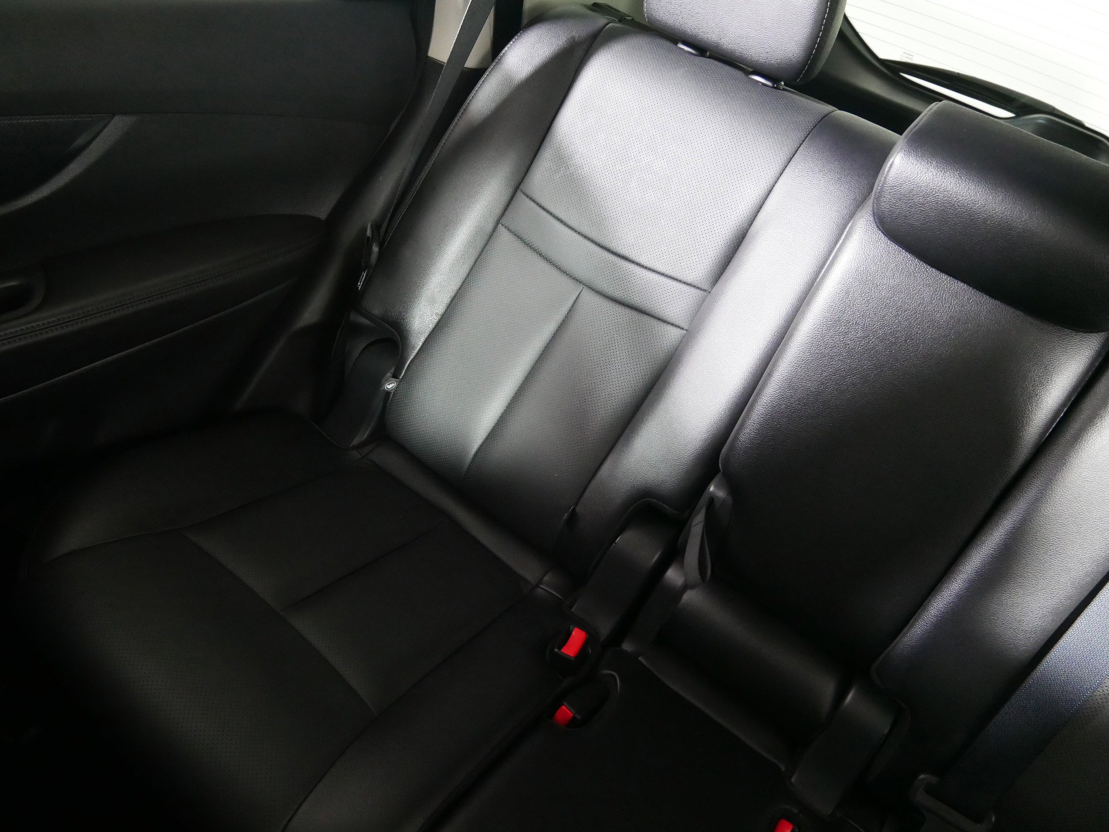 Used 2016 Nissan Rogue SL w/ SL Premium Package image 12