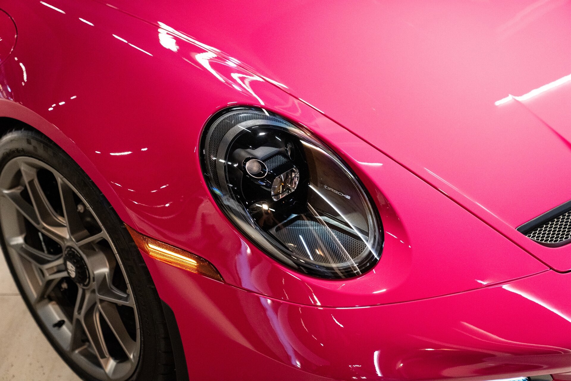 Used 2022 Porsche 911 GT3 RWD image 13