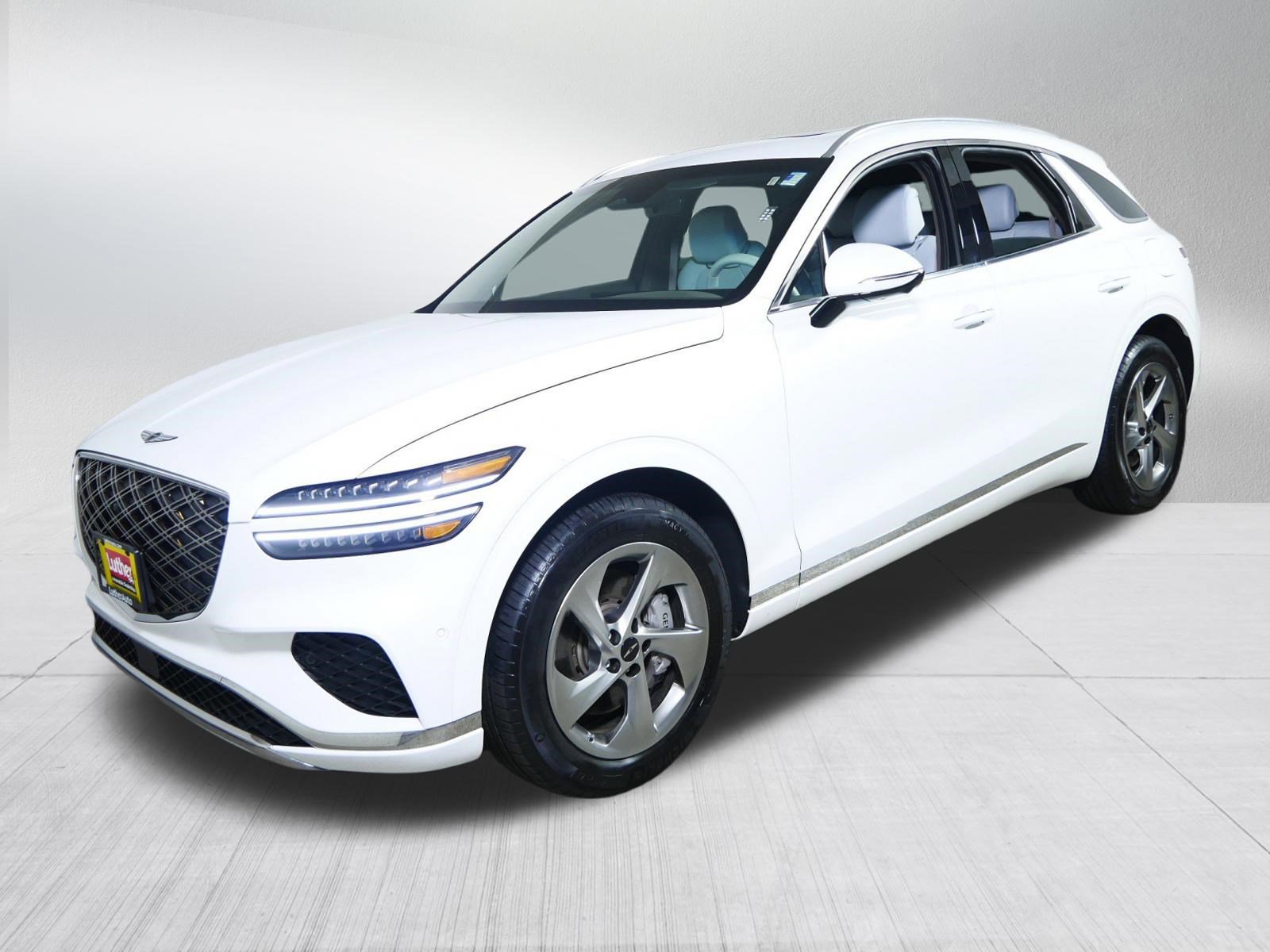 Used 2026 Genesis GV70 2.5T Advanced image 3