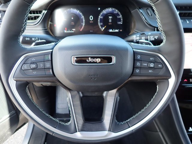 New 2026 Jeep Grand Cherokee Limited image 16