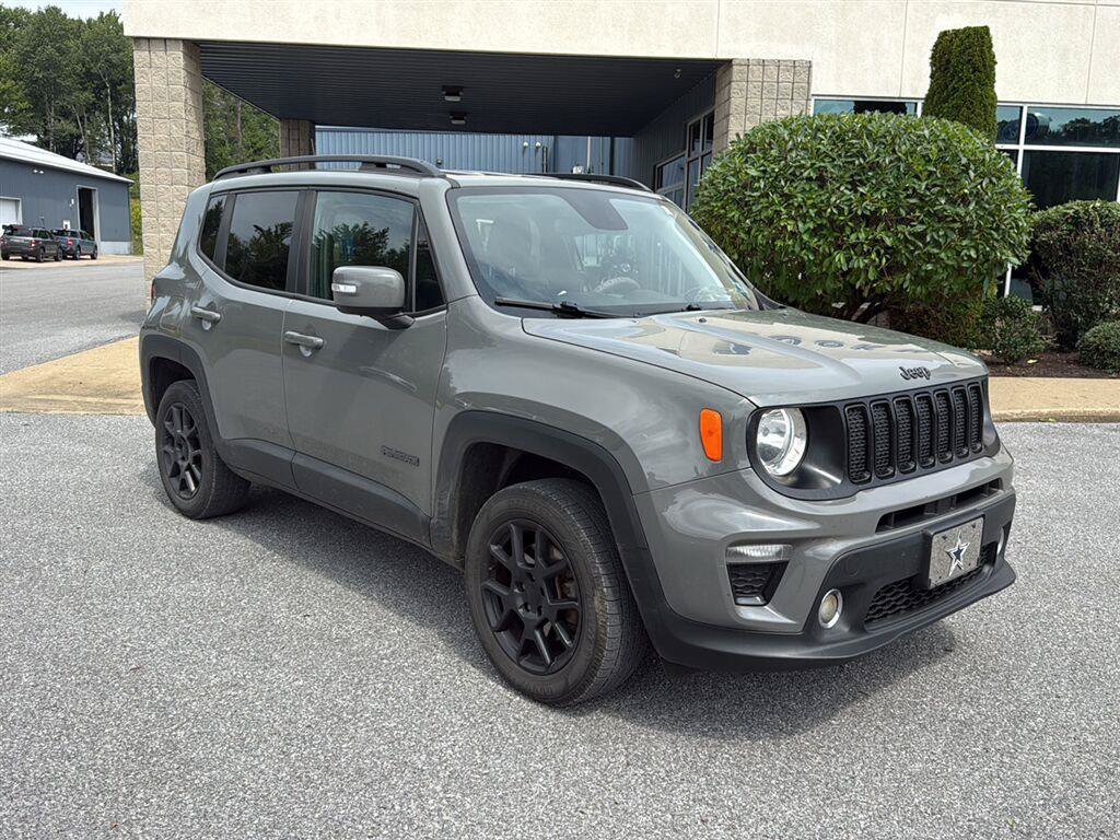 Used 2020 Jeep Renegade Altitude AWD/4WD image 3