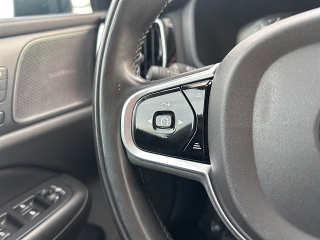 Used 2019 Volvo S60 T6 Momentum w/ Multimedia Package image 26