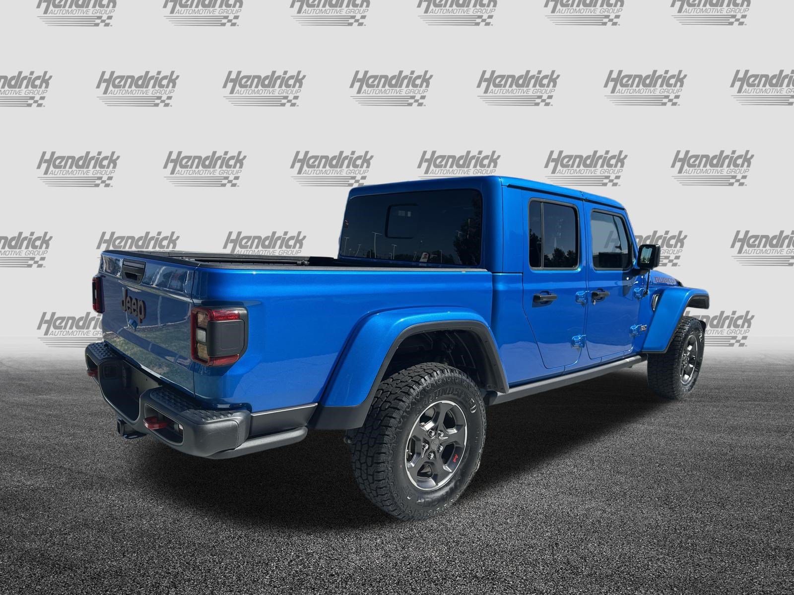 Used 2022 Jeep Gladiator Rubicon w/ LED Lighting Group AWD/4WD image 10