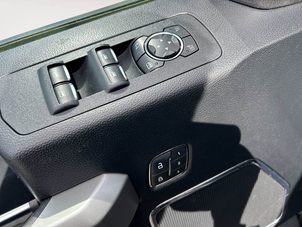 Used 2018 Ford F150 Lariat w/ Equipment Group 501A Mid AWD/4WD image 21