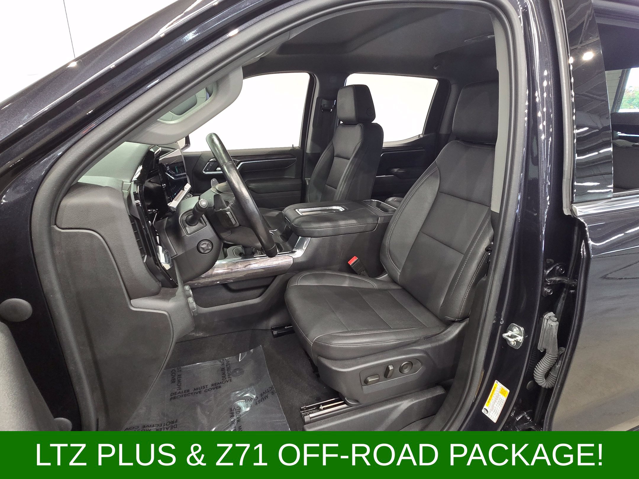Used 2022 Chevrolet Silverado 1500 LTZ w/ Z71 Off-Road Package AWD/4WD image 13