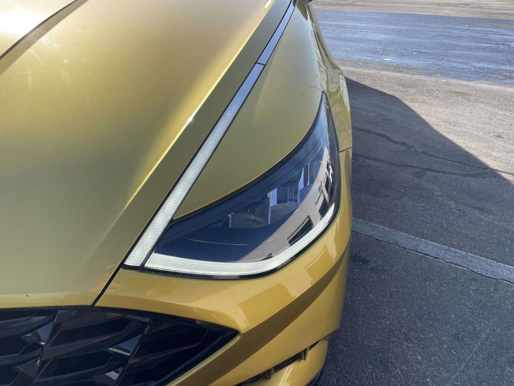 Used 2020 Hyundai Sonata SEL Plus w/ Tech Package image 12