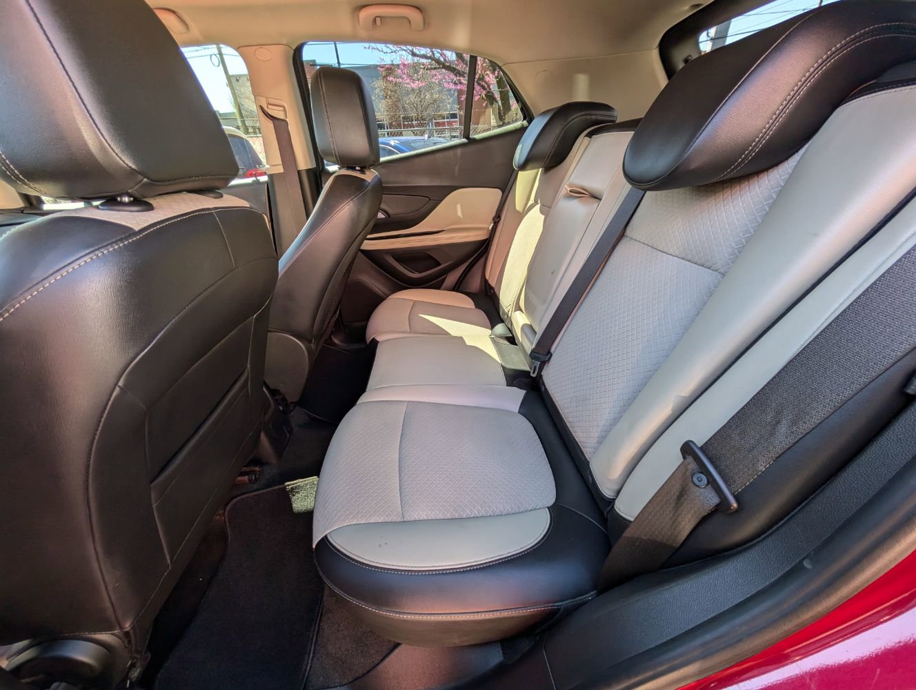 Used 2018 Buick Encore Preferred FWD image 17