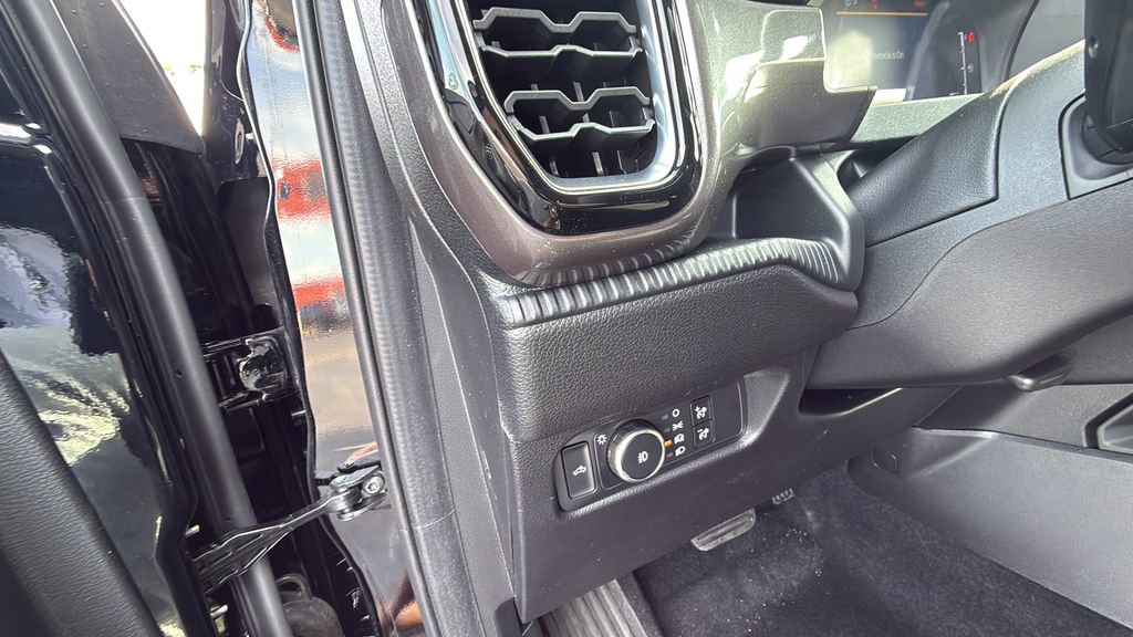 New 2025 Ford Ranger XLT w/ Equipment Group 301A High image 36