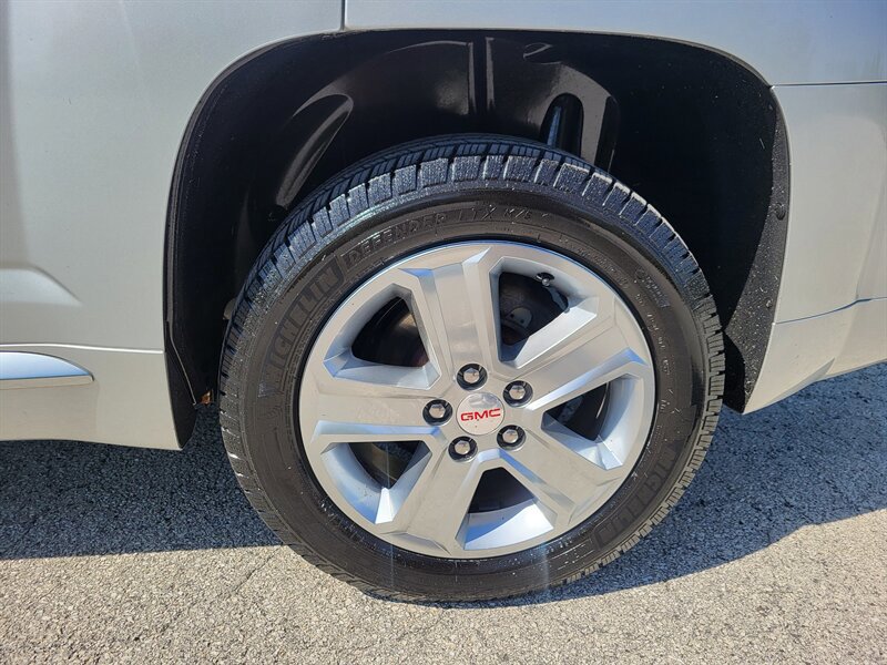 Used 2015 GMC Terrain Denali FWD image 29