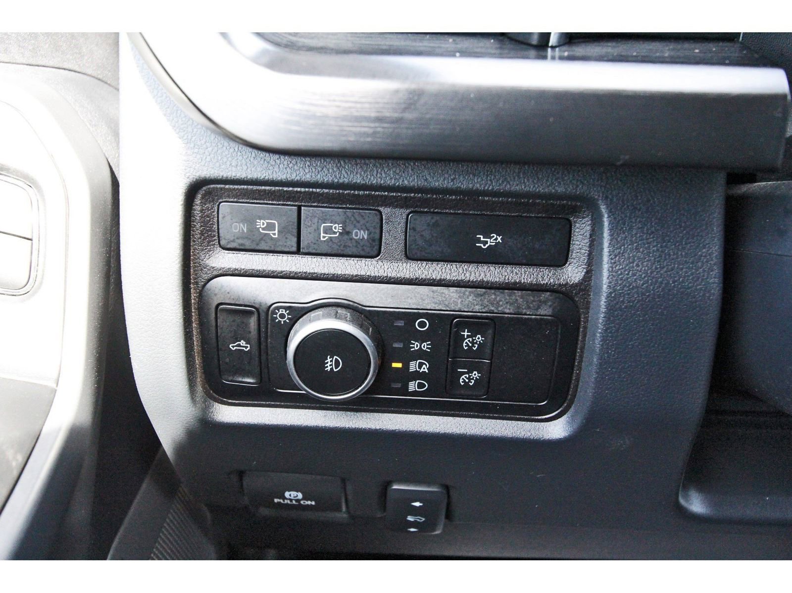 Used 2024 Ford F250 Lariat w/ Lariat Ultimate Package image 18