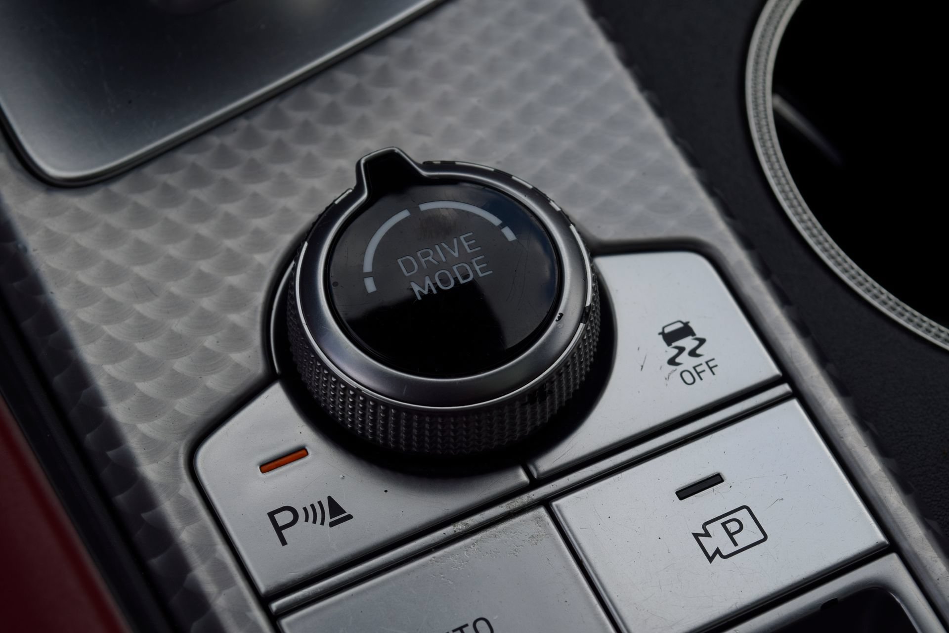 Used 2022 Genesis G70 3.3T Launch Edition RWD image 13