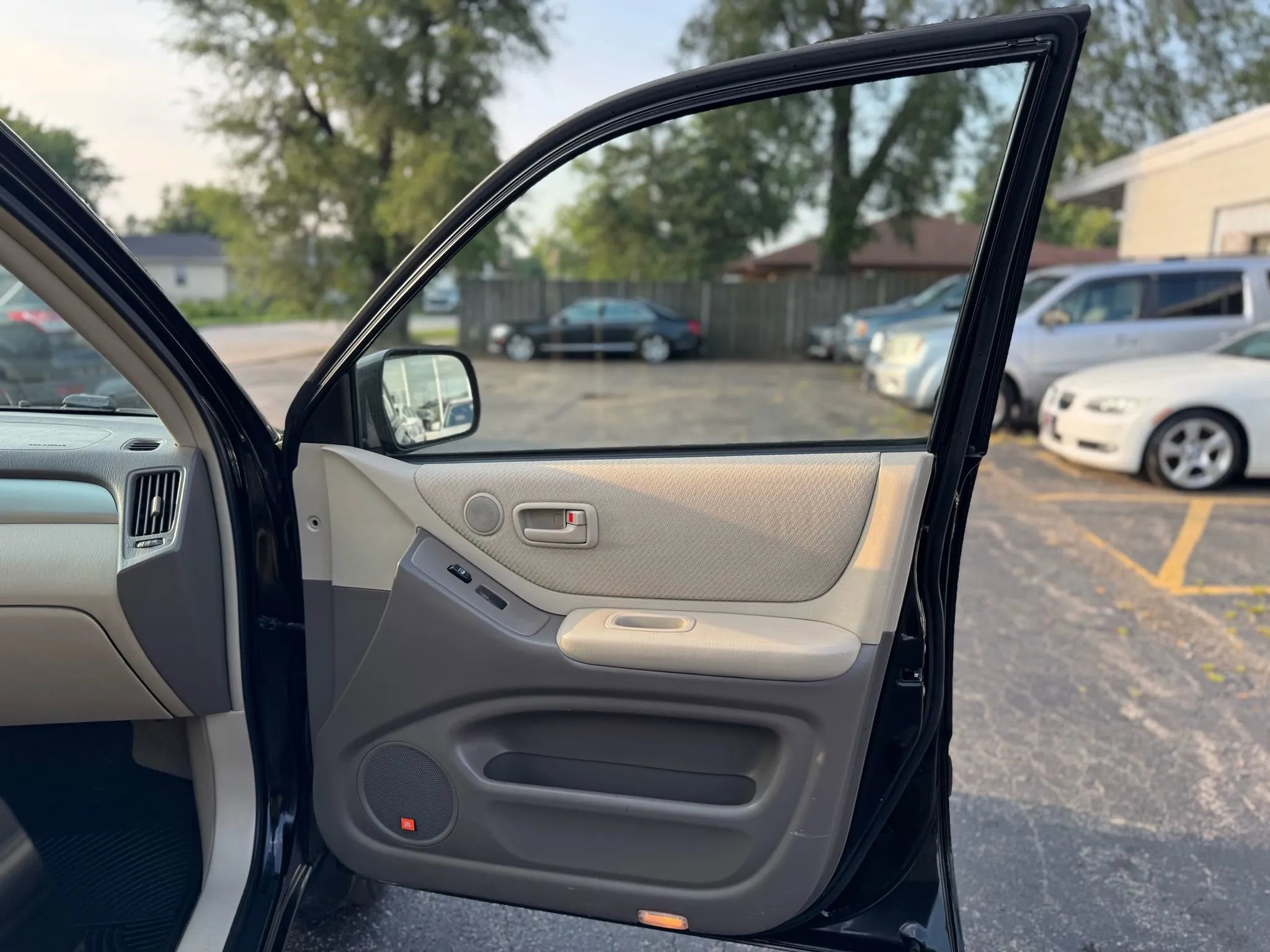 Used 2006 Toyota Highlander Hybrid image 25