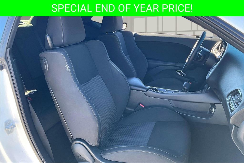 Used 2019 Dodge Challenger GT w/ Blacktop Package image 28