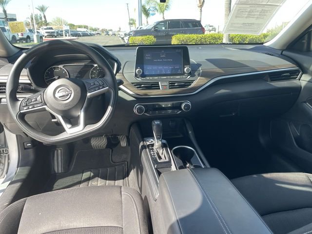 Used 2023 Nissan Altima 2.5 SV image 19