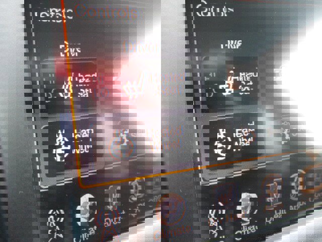 Used 2014 Jeep Cherokee Trailhawk w/ Technology Group image 22