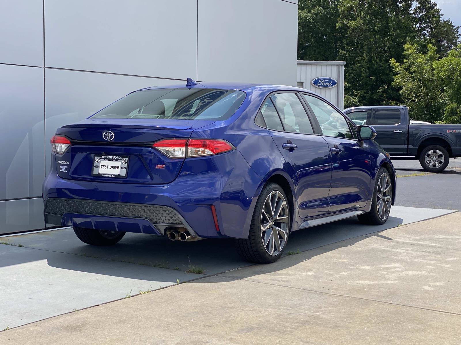 Used 2021 Toyota Corolla SE FWD image 4