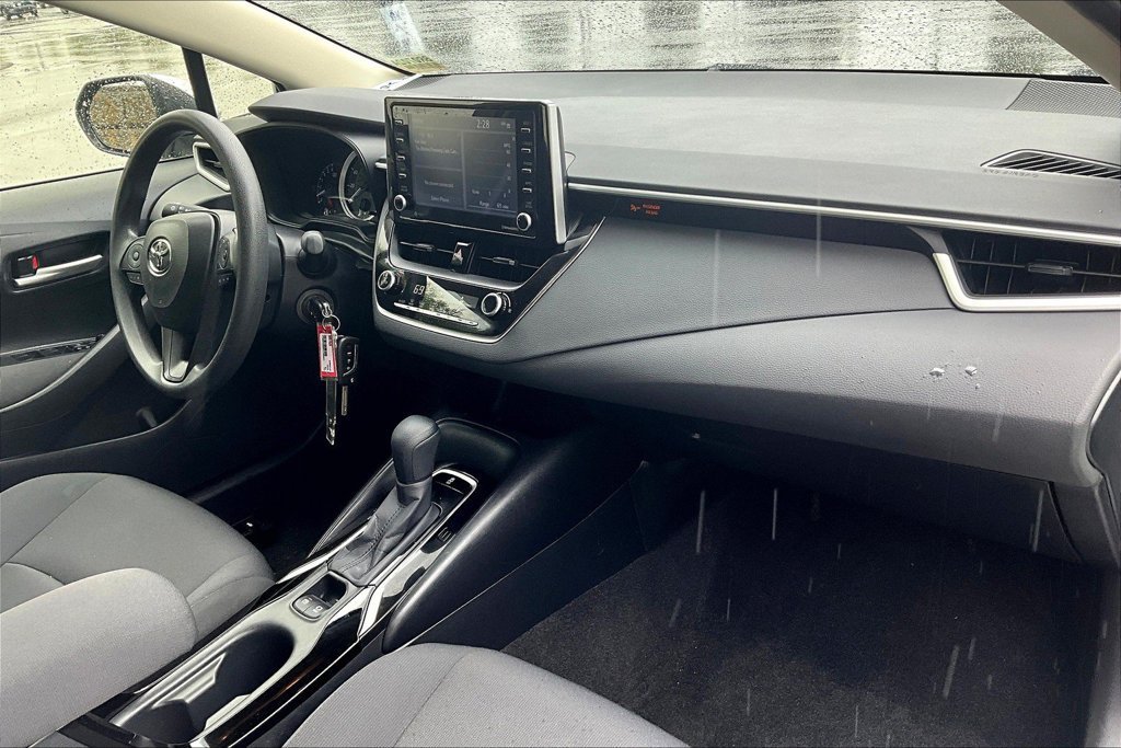 Used 2021 Toyota Corolla LE w/ Carpet Mat Package (TMS) FWD image 14