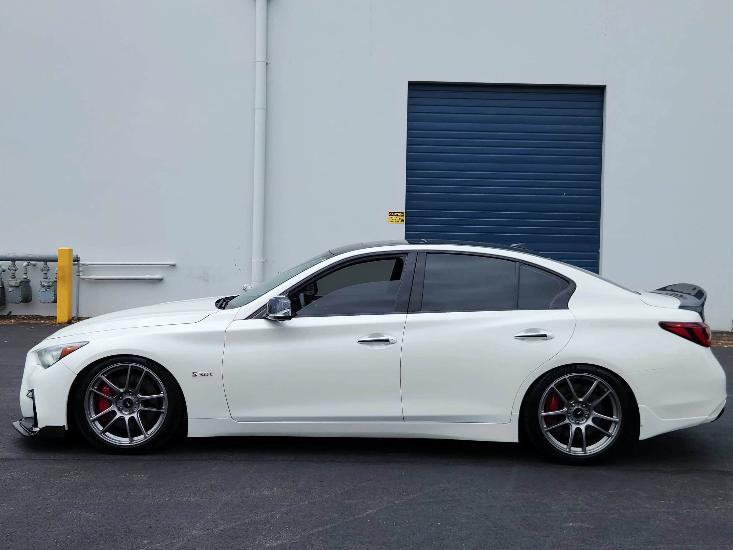 Used 2019 INFINITI Q50 Red Sport 400 AWD/4WD image 2