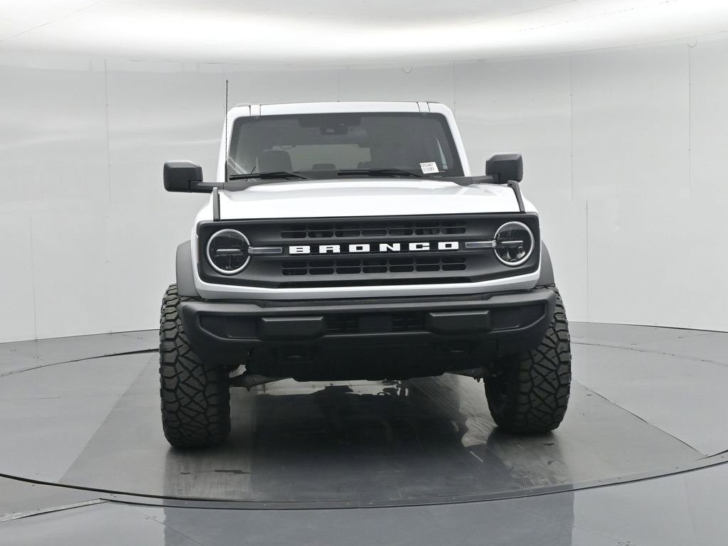 New 2025 Ford Bronco Base image 23