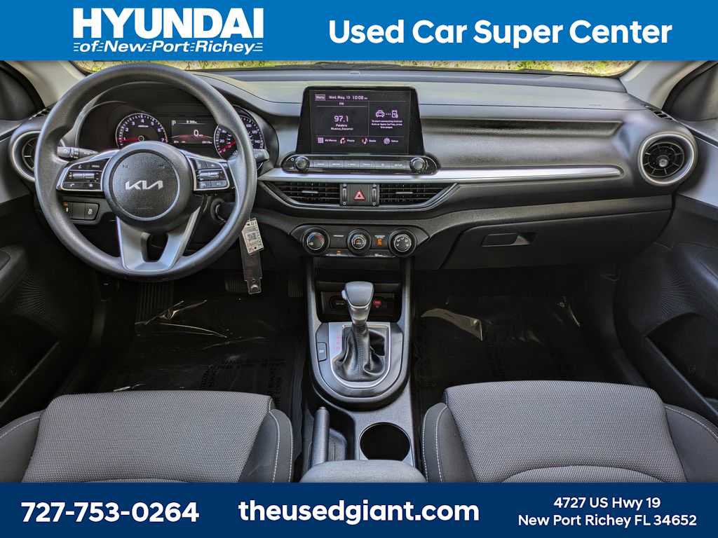 Used 2024 Kia Forte LXS w/ LXS Technology Package FWD image 14