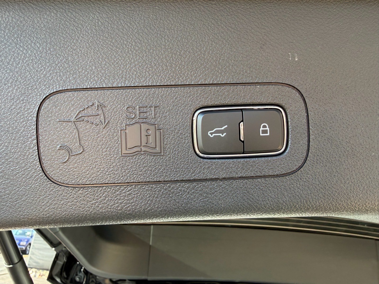 New 2026 Lincoln Aviator Black Label AWD/4WD image 18