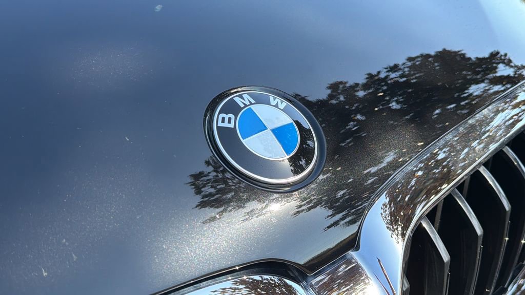 Used 2023 BMW 530i w/ Convenience Package image 27
