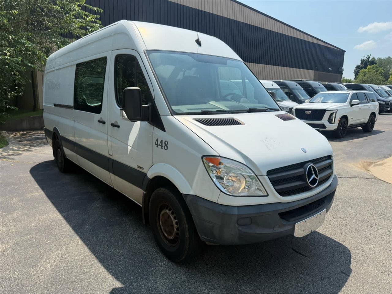Used 2011 Mercedes-Benz Sprinter 2500 image 4
