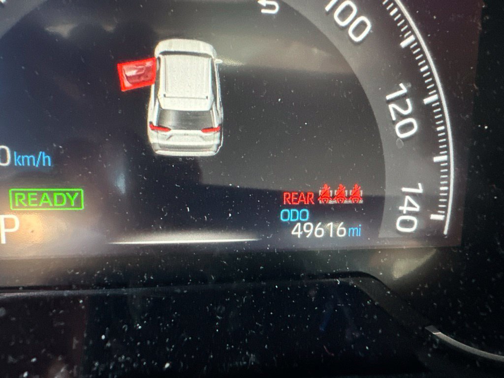 Used 2024 Toyota RAV4 LE AWD/4WD image 15