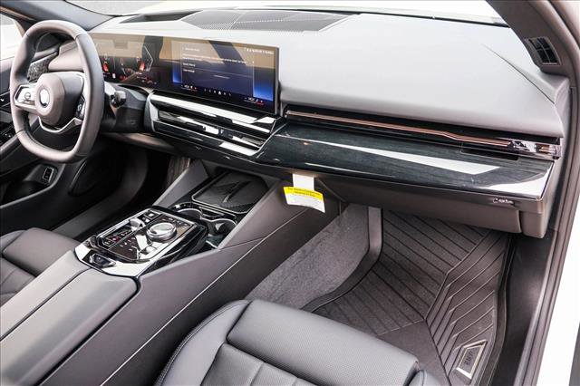 New 2026 BMW 530i xDrive image 23