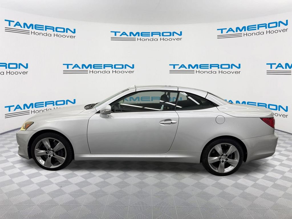 Used 2011 Lexus IS 350C w/ Luxury Pkg RWD image 2