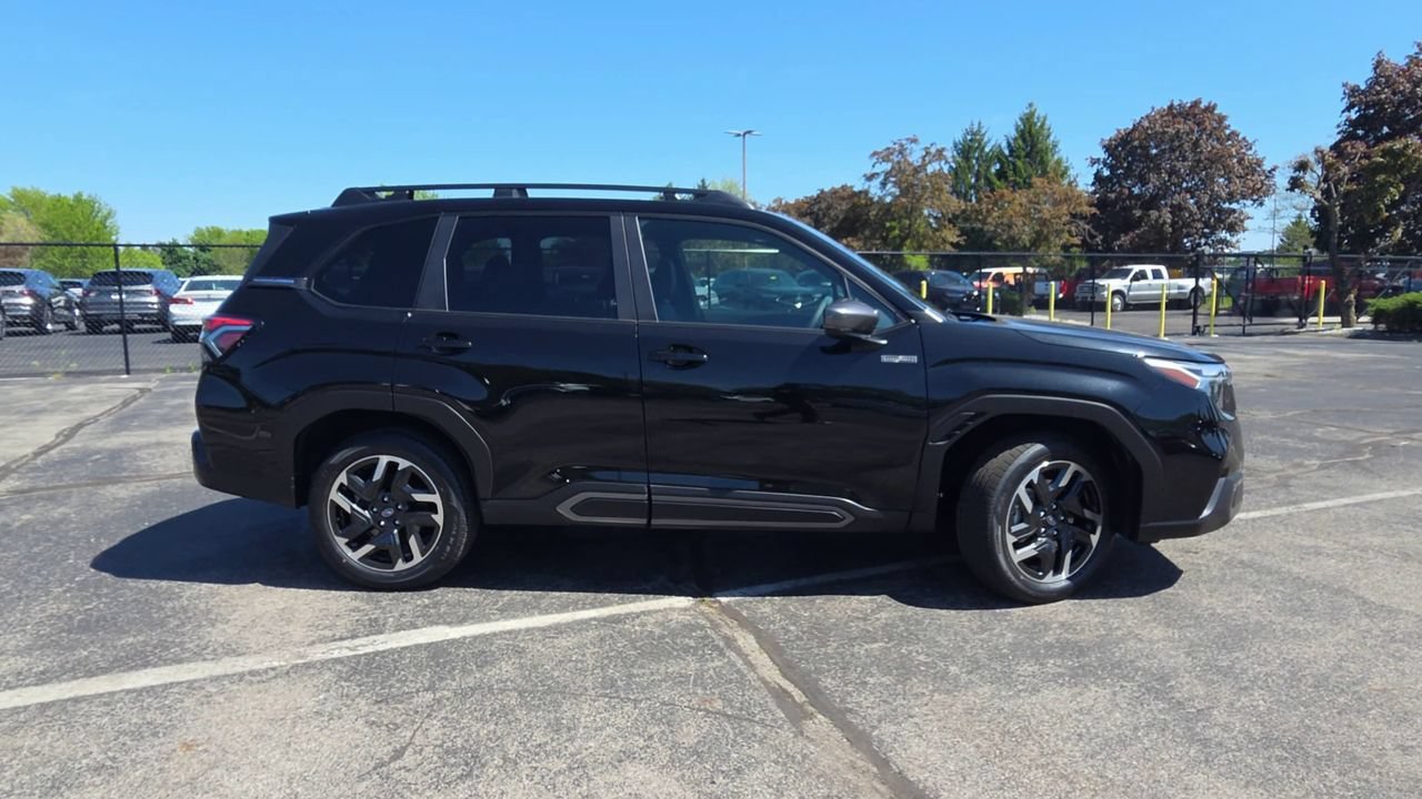 Used 2025 Subaru Forester Limited w/ Popular Package AWD/4WD image 9