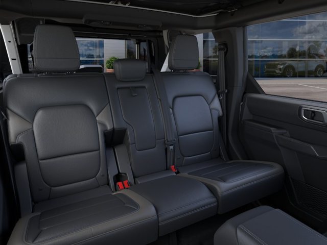 New 2026 Ford Bronco Outer Banks w/ Sasquatch Package AWD/4WD image 11
