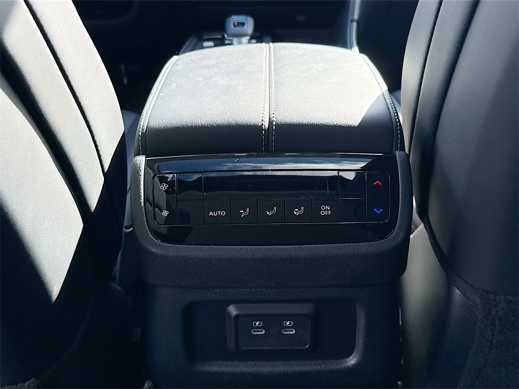 Used 2026 INFINITI QX60 Pure w/ Cargo Package image 28