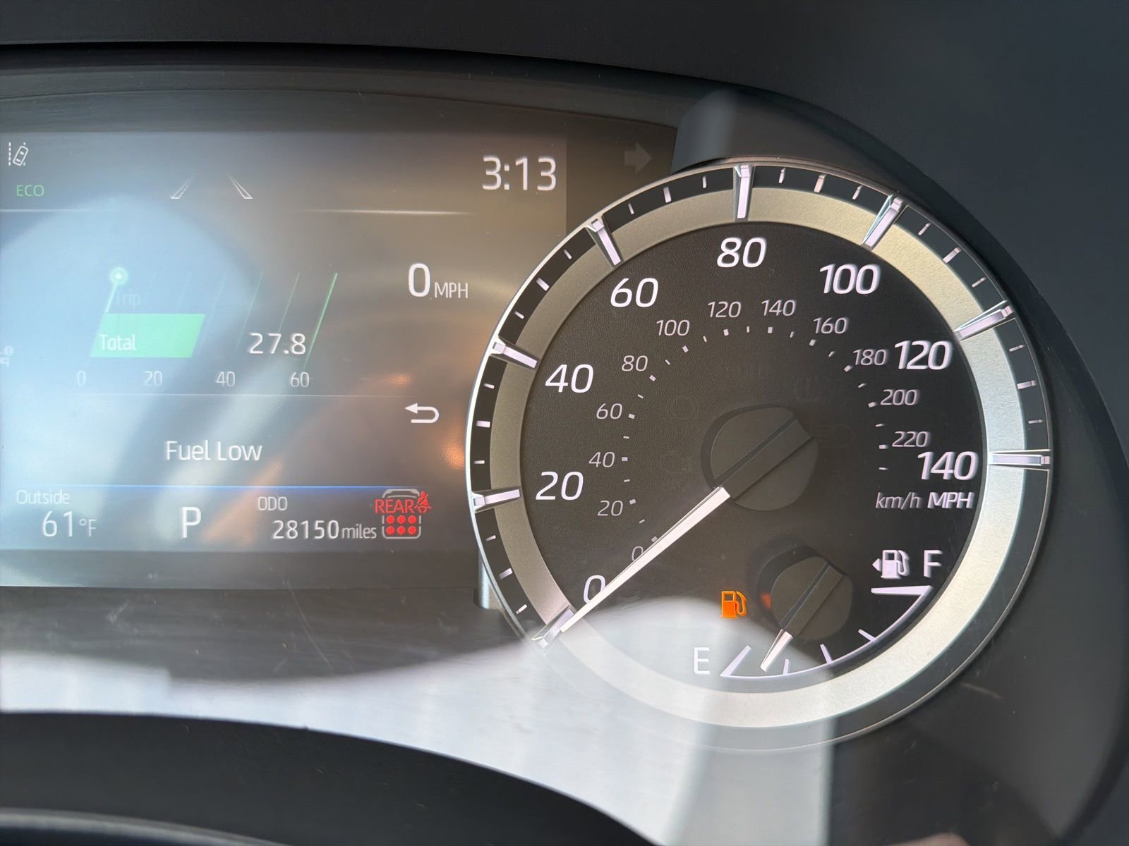 Used 2024 Toyota Highlander LE image 37