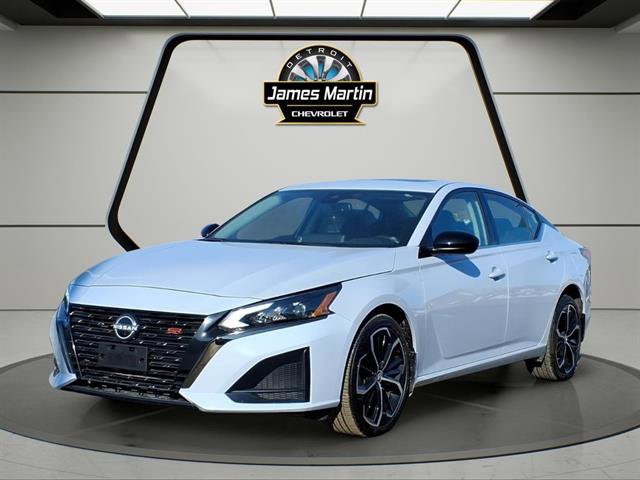 Used 2024 Nissan Altima 2.5 SR
