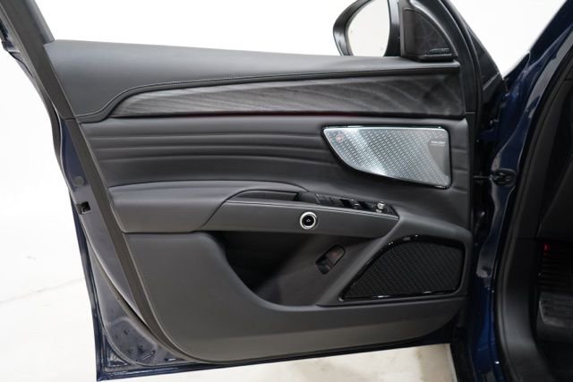 New 2025 Maserati Grecale Modena image 18