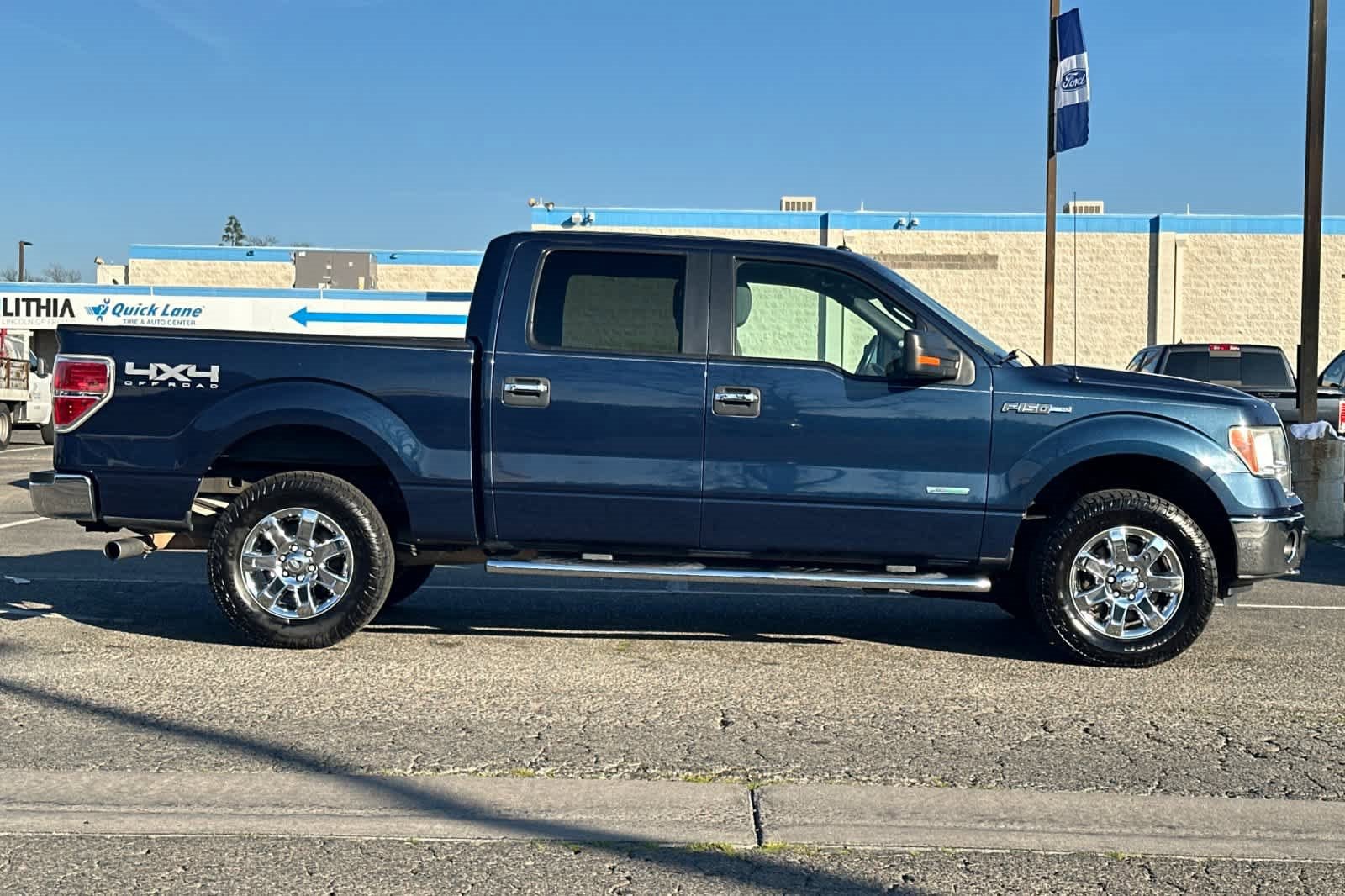 Used 2013 Ford F150 XLT w/ XLT Chrome Pkg image 8