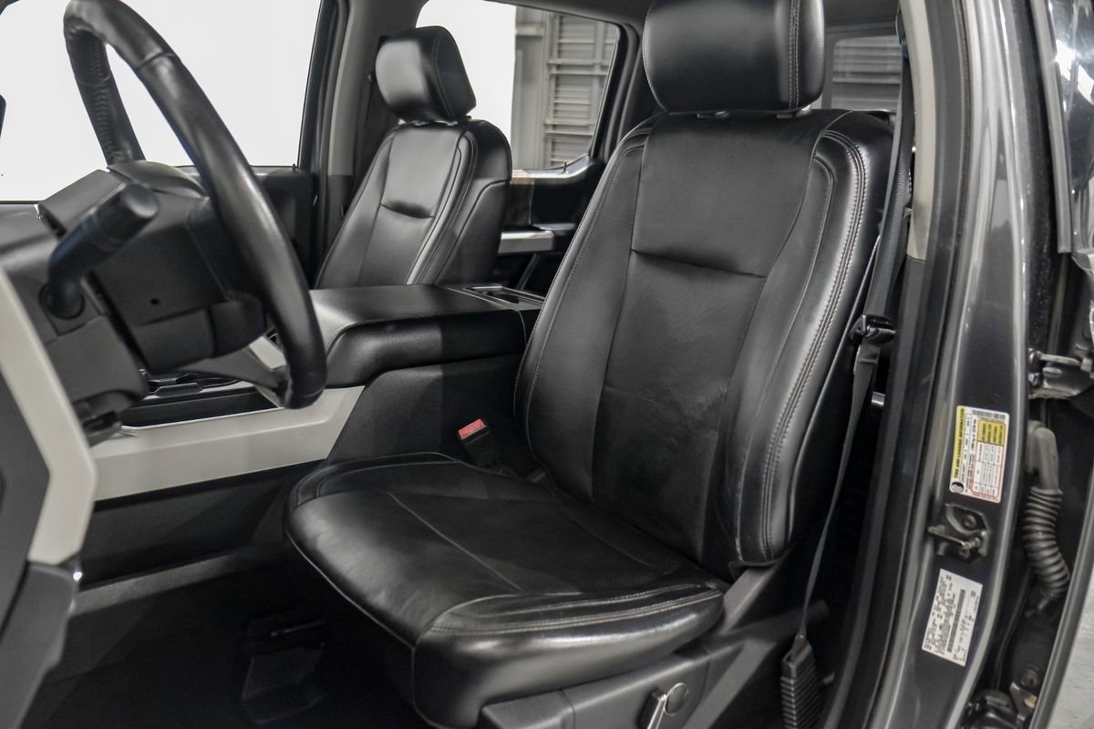 Used 2019 Ford F350 Lariat w/ Chrome Package AWD/4WD image 31
