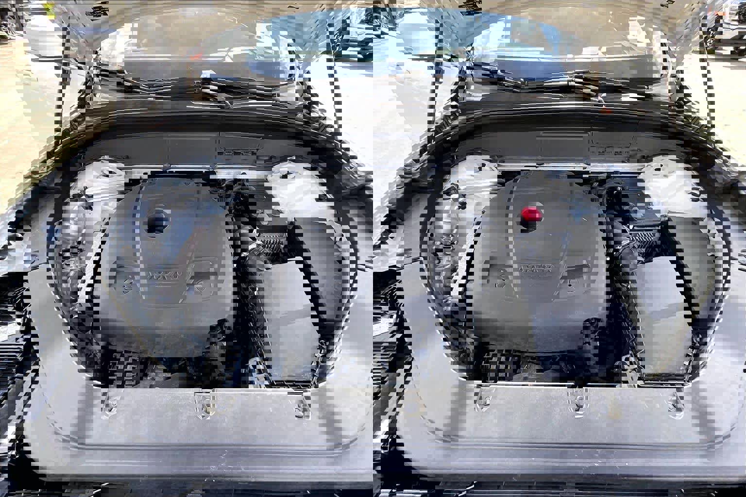 Used 2018 Volvo XC60 T5 R-Design w/ Convenience Package image 29