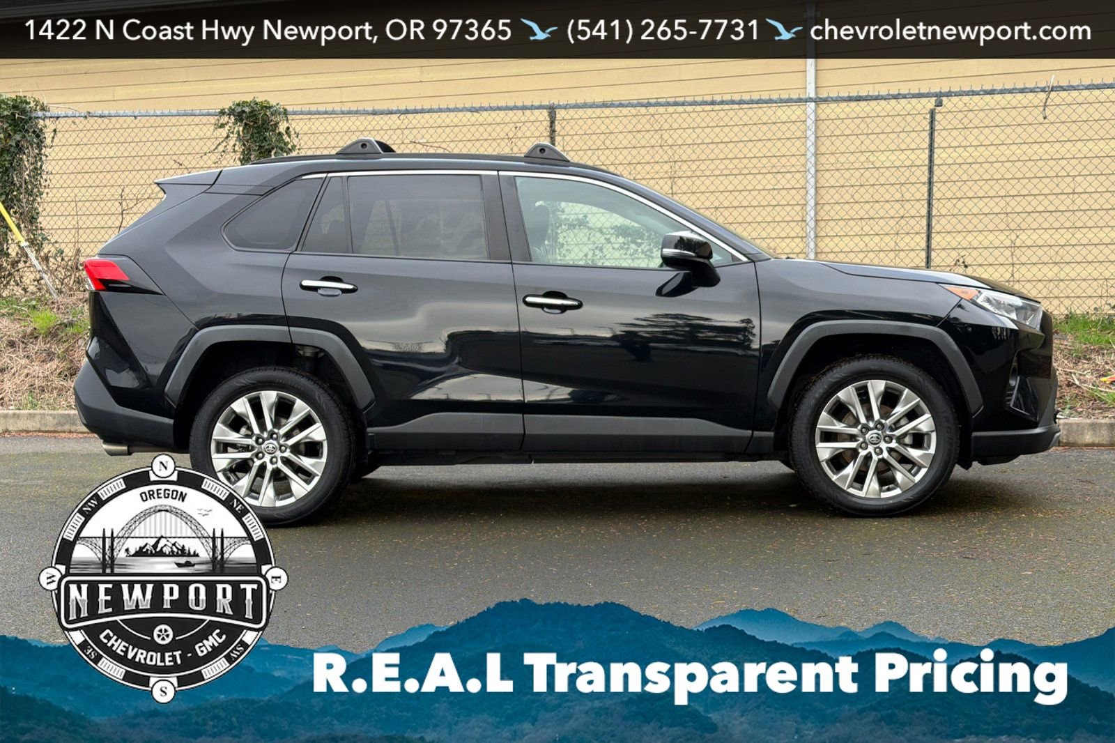 Used 2021 Toyota RAV4 Limited AWD/4WD image 3