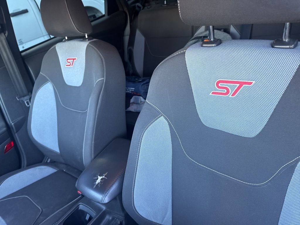 Used 2018 Ford Focus ST image 7