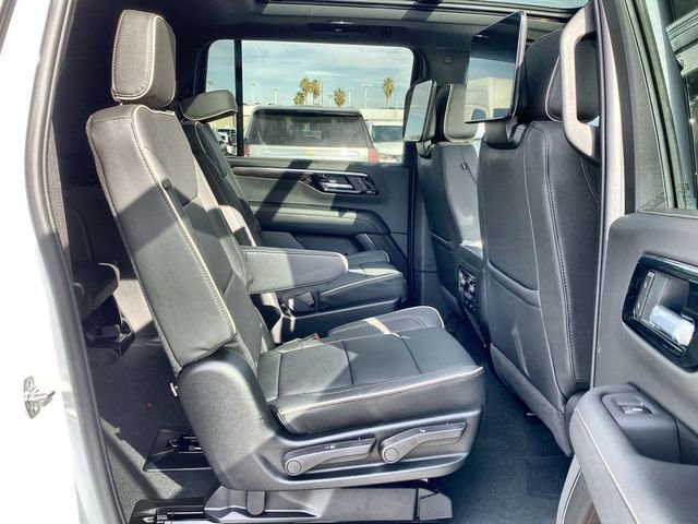 New 2026 Chevrolet Suburban Premier image 42