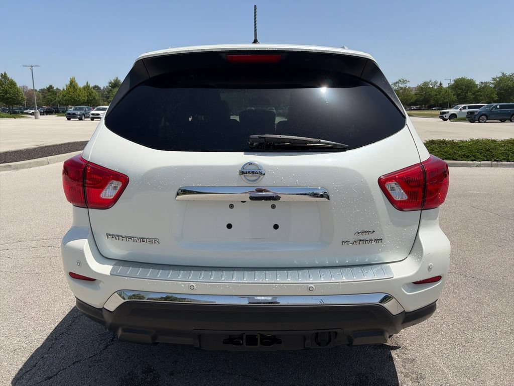Used 2017 Nissan Pathfinder Platinum w/ Cargo Package AWD/4WD image 6