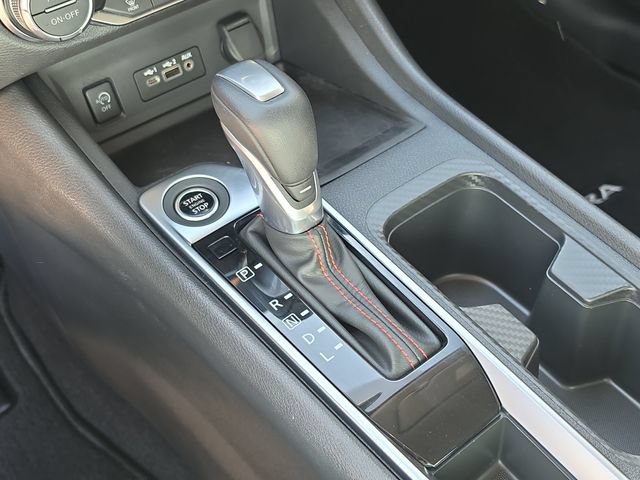 Certified 2025 Nissan Sentra SR FWD image 25