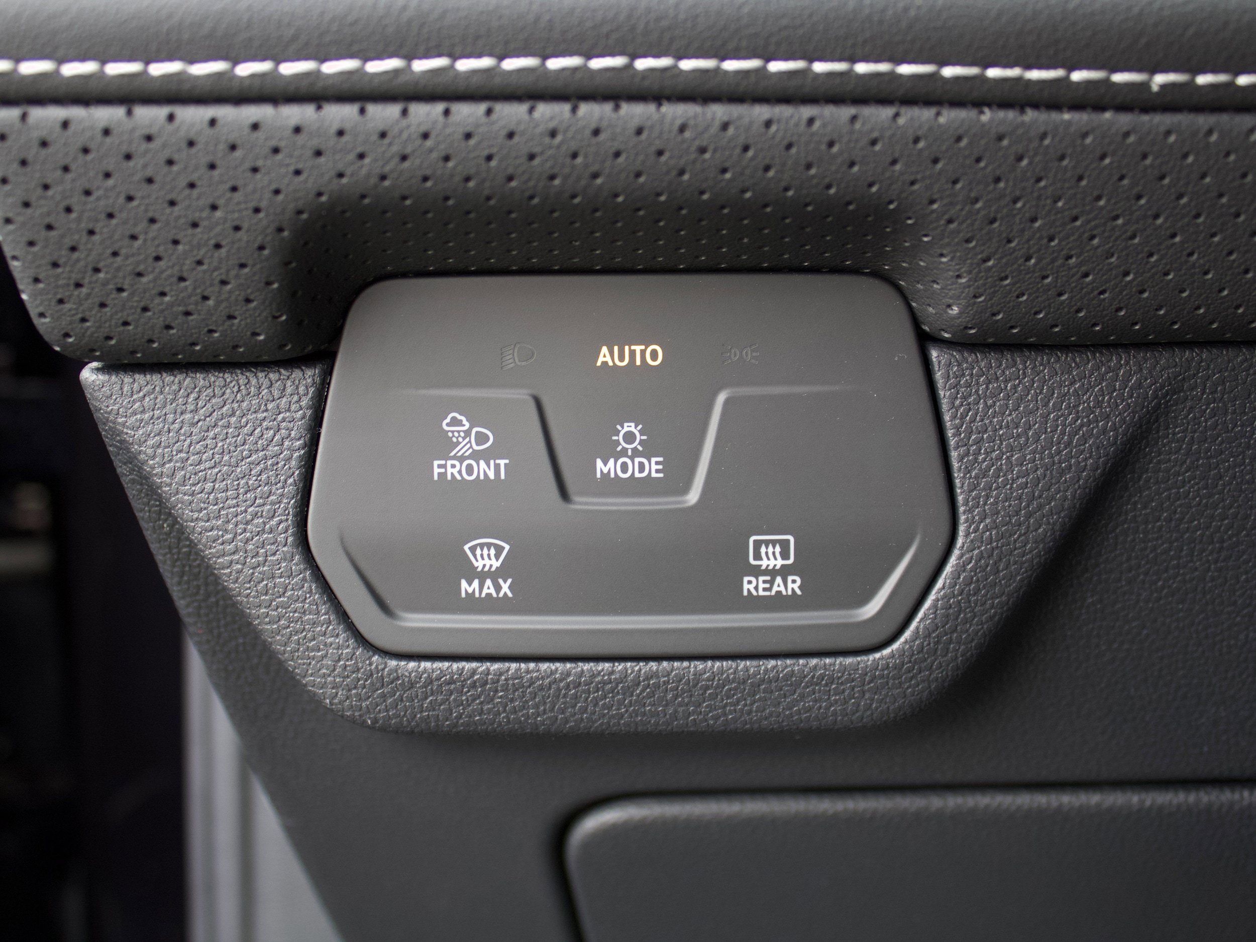 New 2026 Volkswagen Atlas SE AWD/4WD image 14