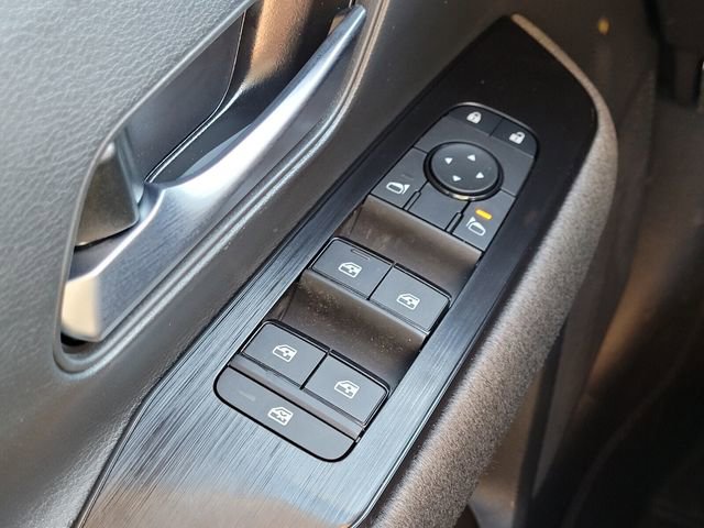 New 2026 Nissan Kicks SV w/ Cold Weather Package FWD image 17