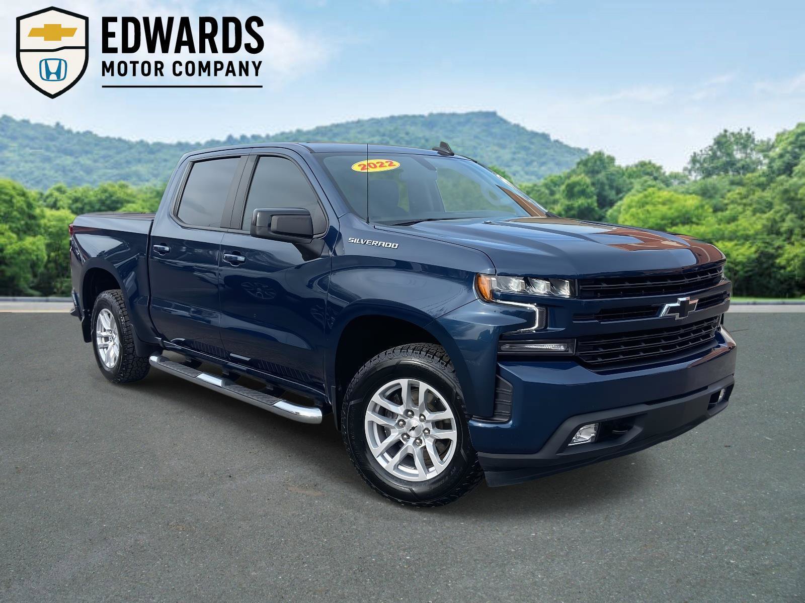 Certified 2022 Chevrolet Silverado 1500 RST image 1