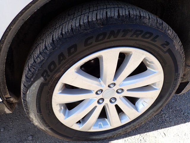 Used 2011 Subaru Forester 2.5X Limited w/ Rugged Pkg 1I image 7