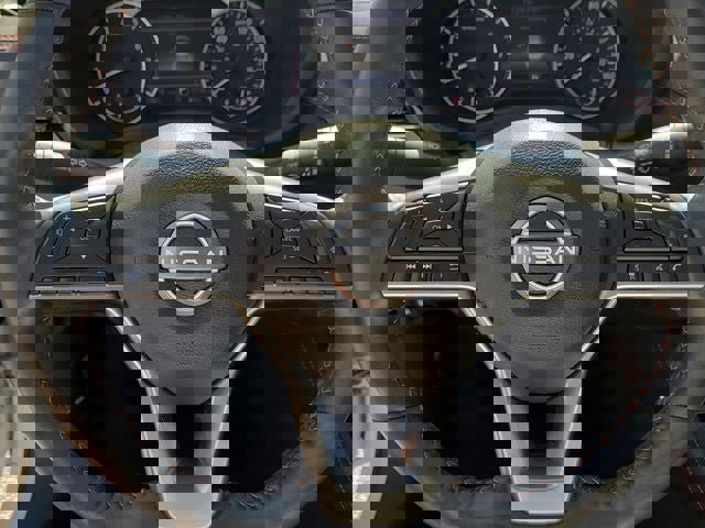 Used 2024 Nissan Sentra SR w/ SR Premium Package image 26