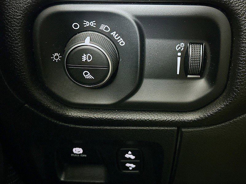 Used 2023 RAM 1500 Big Horn image 10